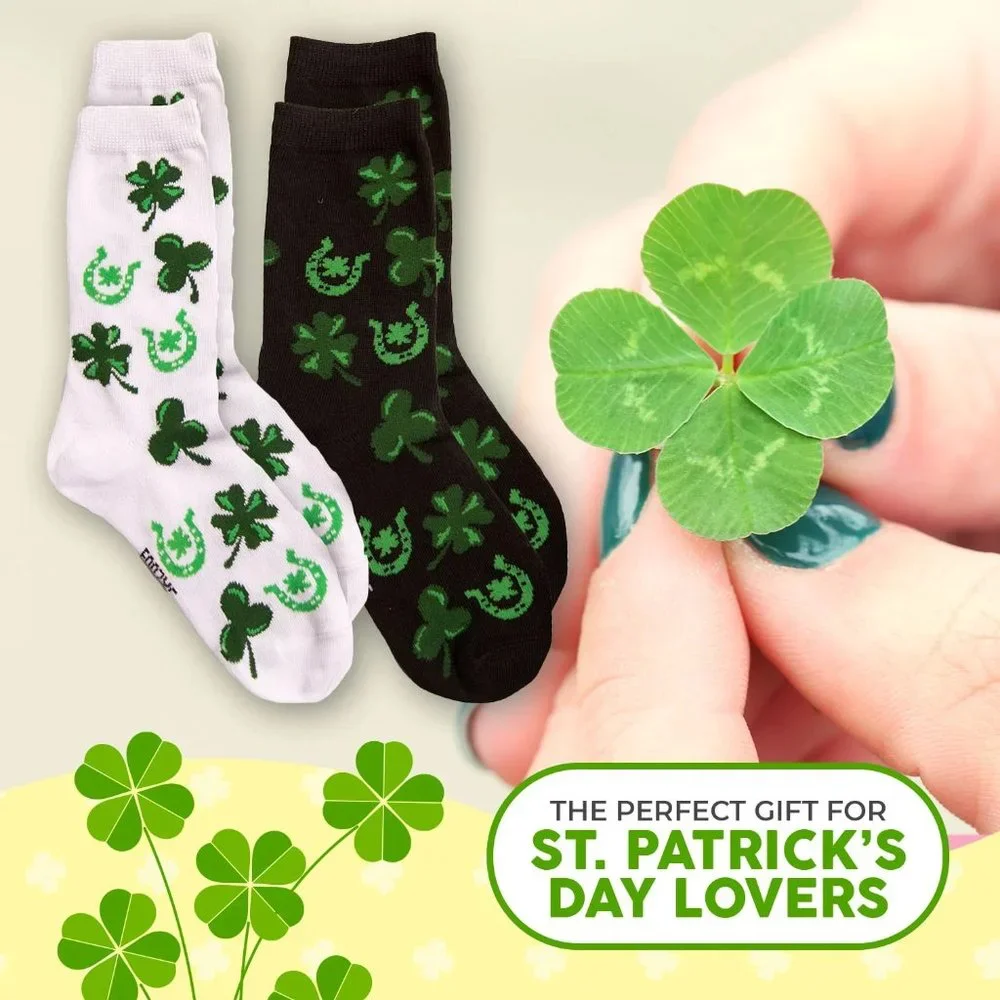 Luck Irish Four Leaf Clover Shamrock Horseshoe Green Foozys 2 Pair Women's Socks